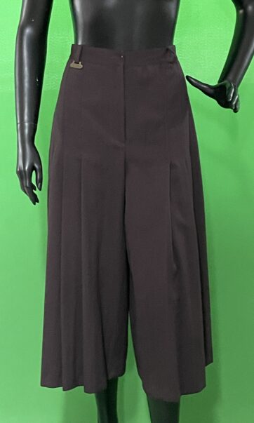 Faldilla pantaló de tergal