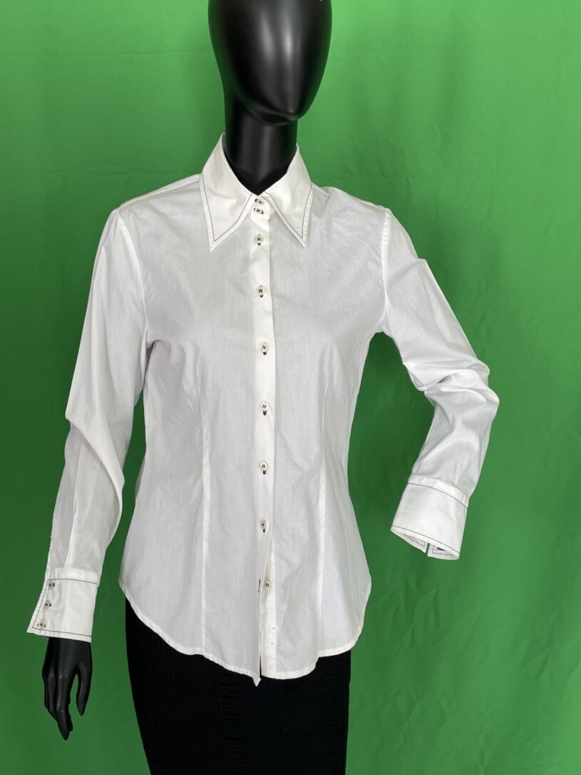 Camisa (dona) de cotó entallada màniga llarga